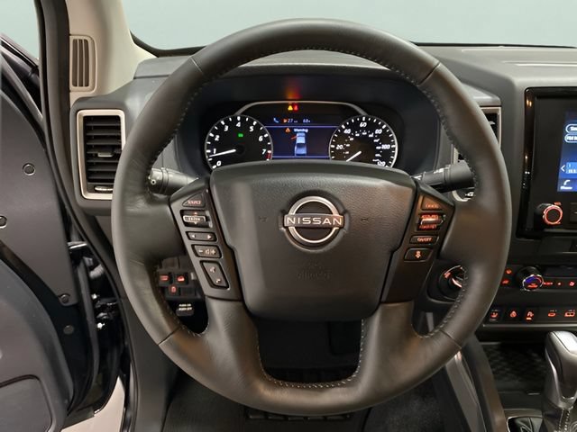 Used 2024 Nissan Frontier SV w/ Hardbody Edition AWD/4WD image 12