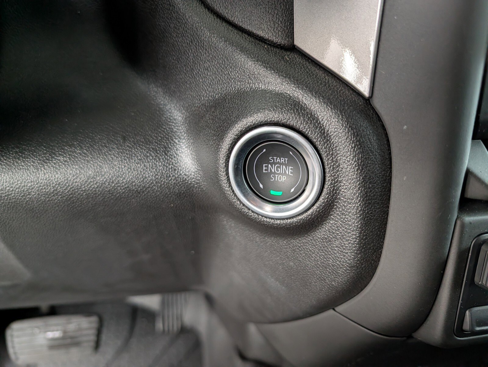 Used 2025 Chevrolet Silverado 2500 Custom w/ Custom Value Package image 19