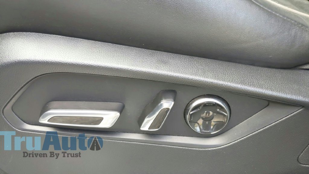 Used 2019 Acura RDX w/ Advance Package FWD image 23