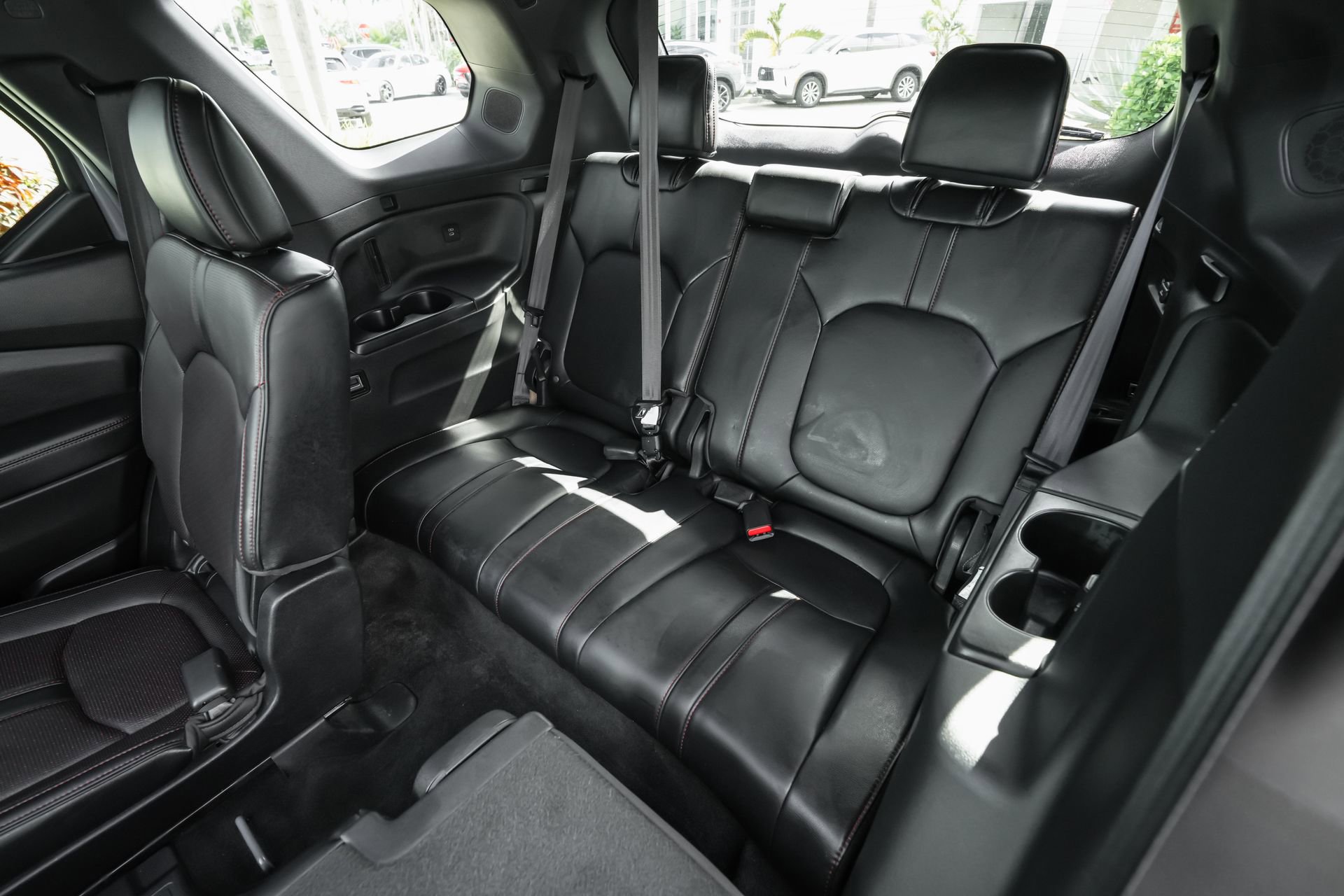 Used 2025 Honda Pilot Black Edition image 43