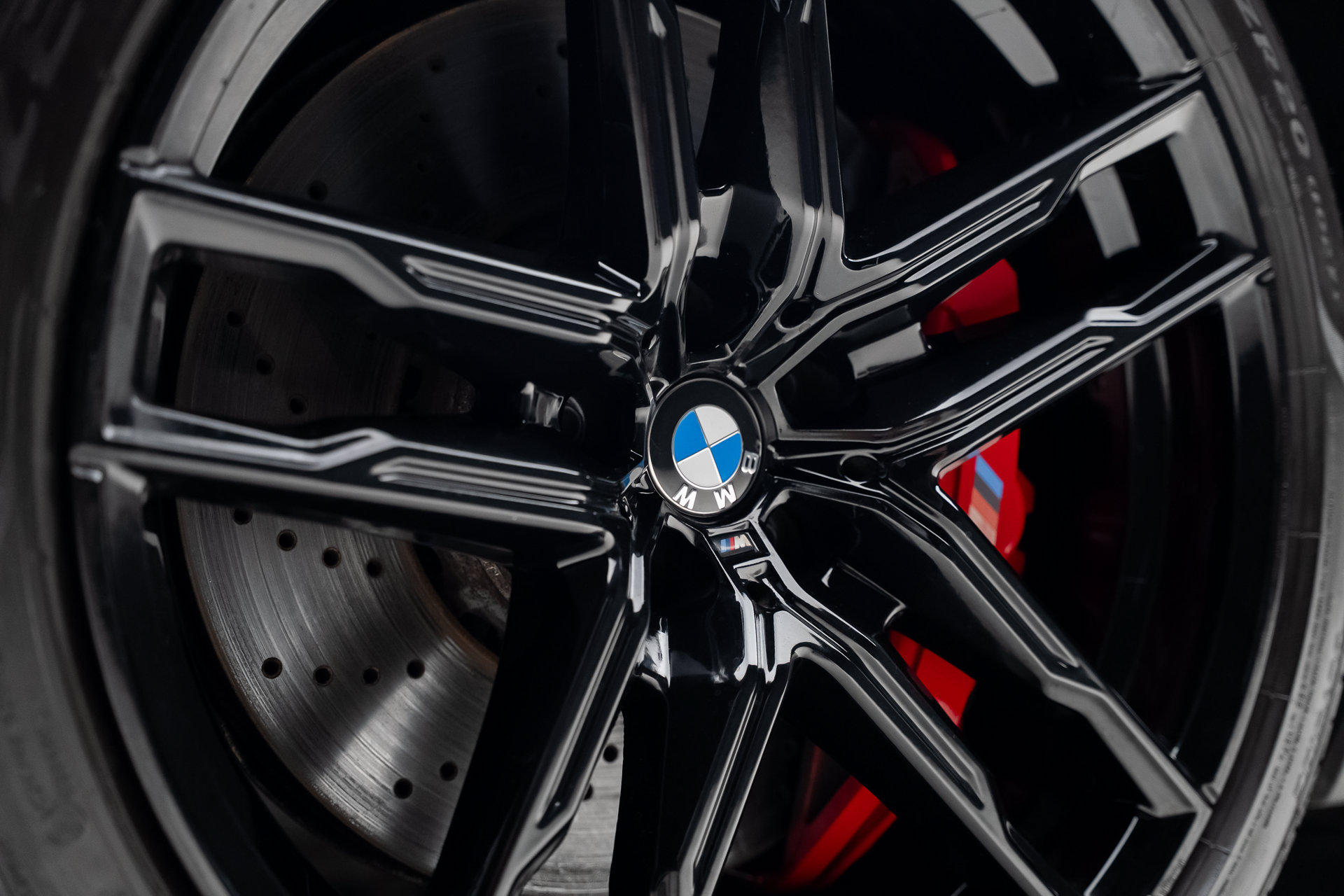 Used 2024 BMW M8 Competition AWD/4WD image 25