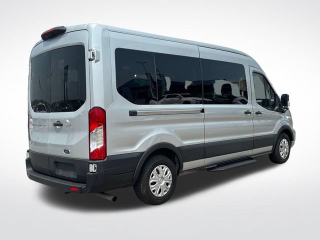 Used 2022 Ford Transit 350 XLT RWD image 6