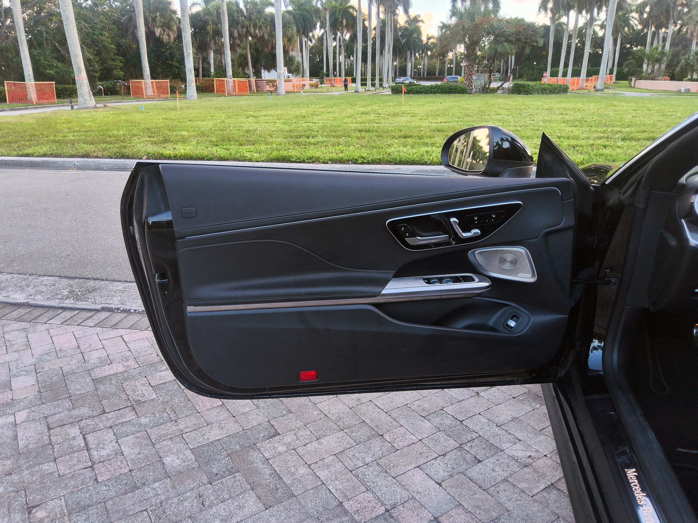 Used 2025 Mercedes-Benz CLE 300 4MATIC Cabriolet image 20