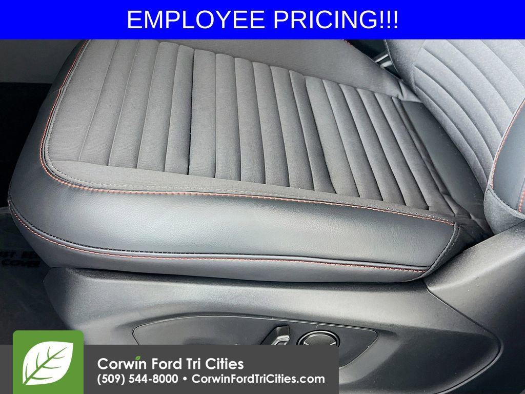 New 2026 Ford Explorer ST-Line w/ ST-Line Street Pack AWD/4WD image 25