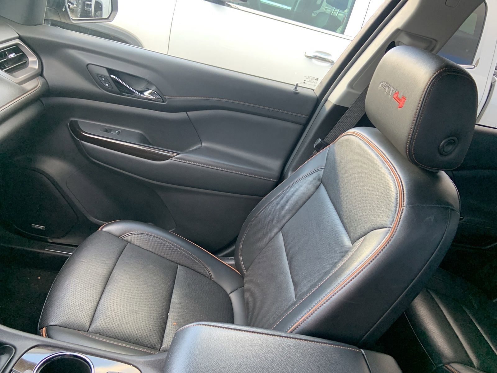 Used 2023 GMC Acadia AT4 w/ Preferred Package image 18