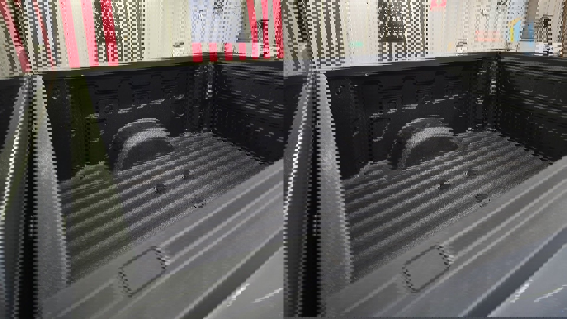 New 2026 Chevrolet Silverado 2500 ZR2 image 9