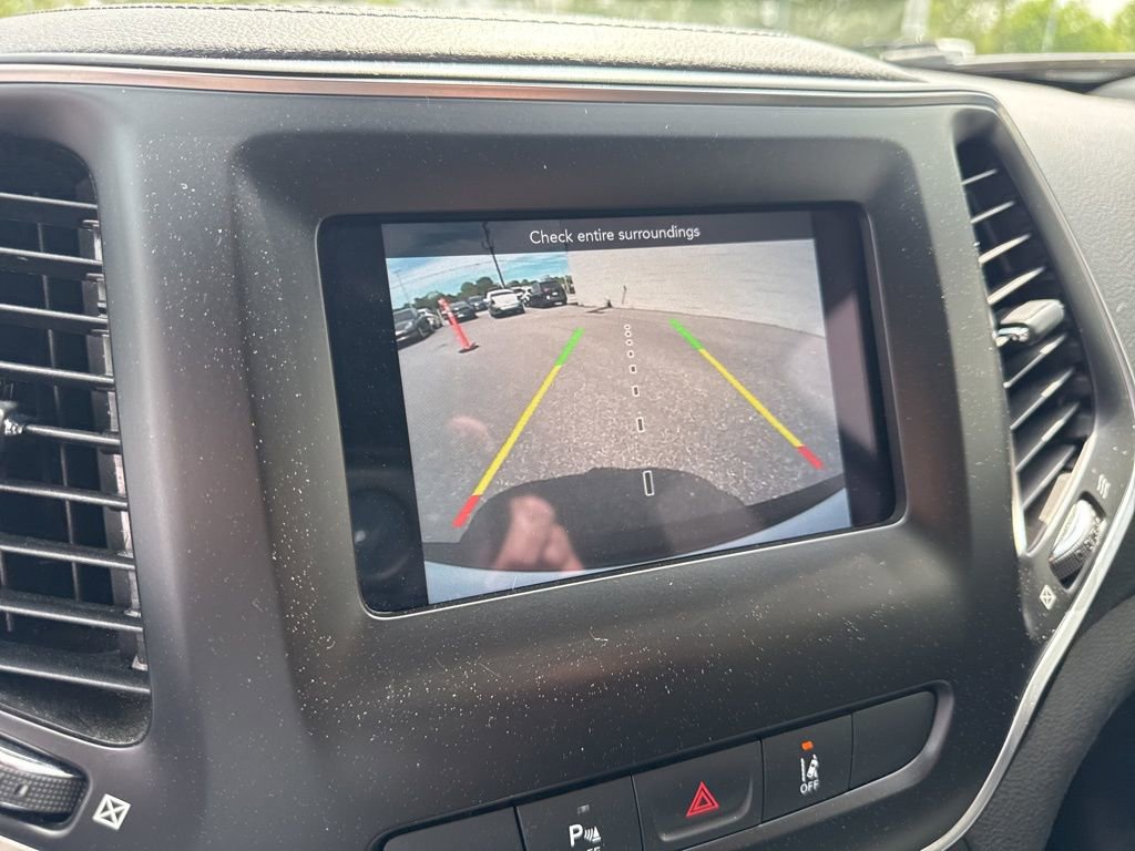 Used 2021 Jeep Cherokee Latitude Lux w/ Sun & Sound Group image 20