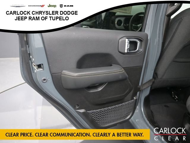 Used 2025 Jeep Wrangler Sahara w/ Safety Group image 23