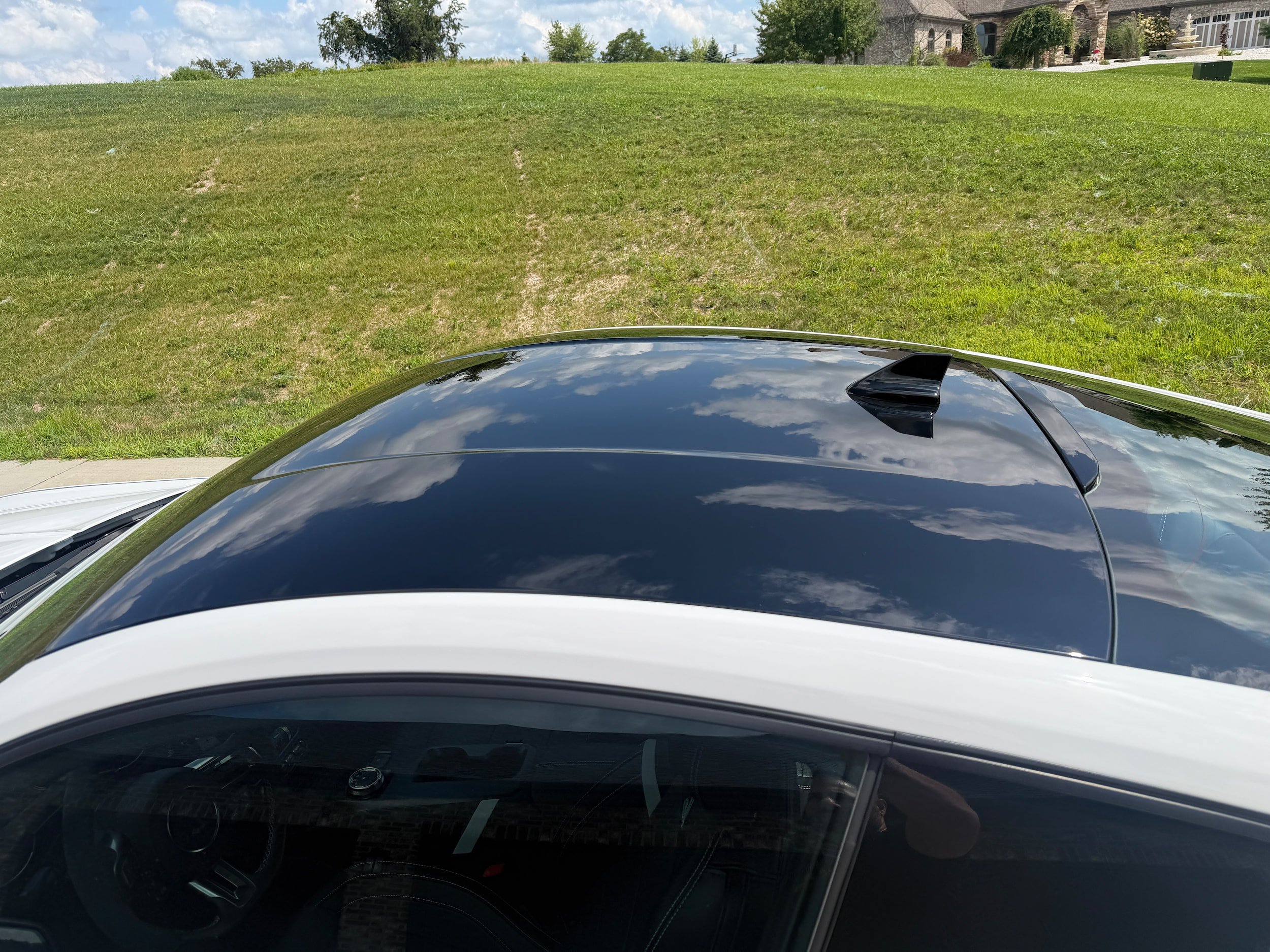 Used 2022 Ford Mustang Shelby GT500 w/ Technology Package RWD image 14