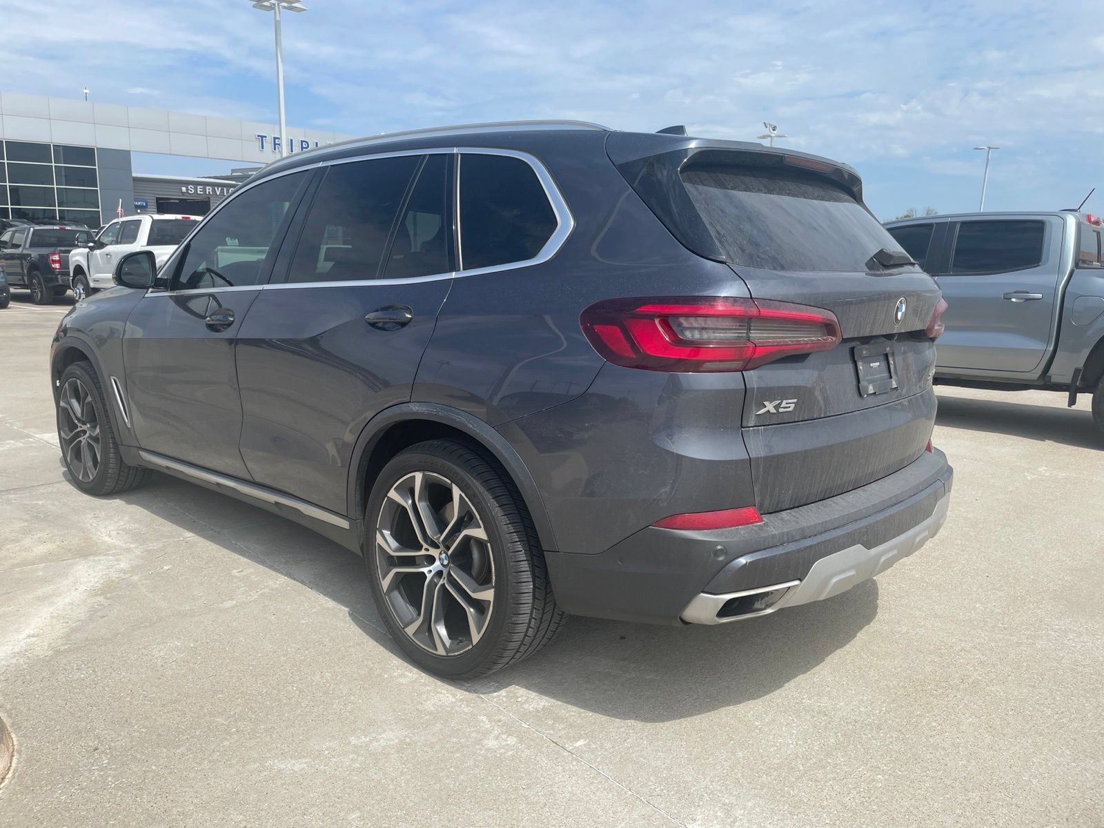 Used 2020 BMW X5 xDrive40i w/ Premium Package AWD/4WD image 4