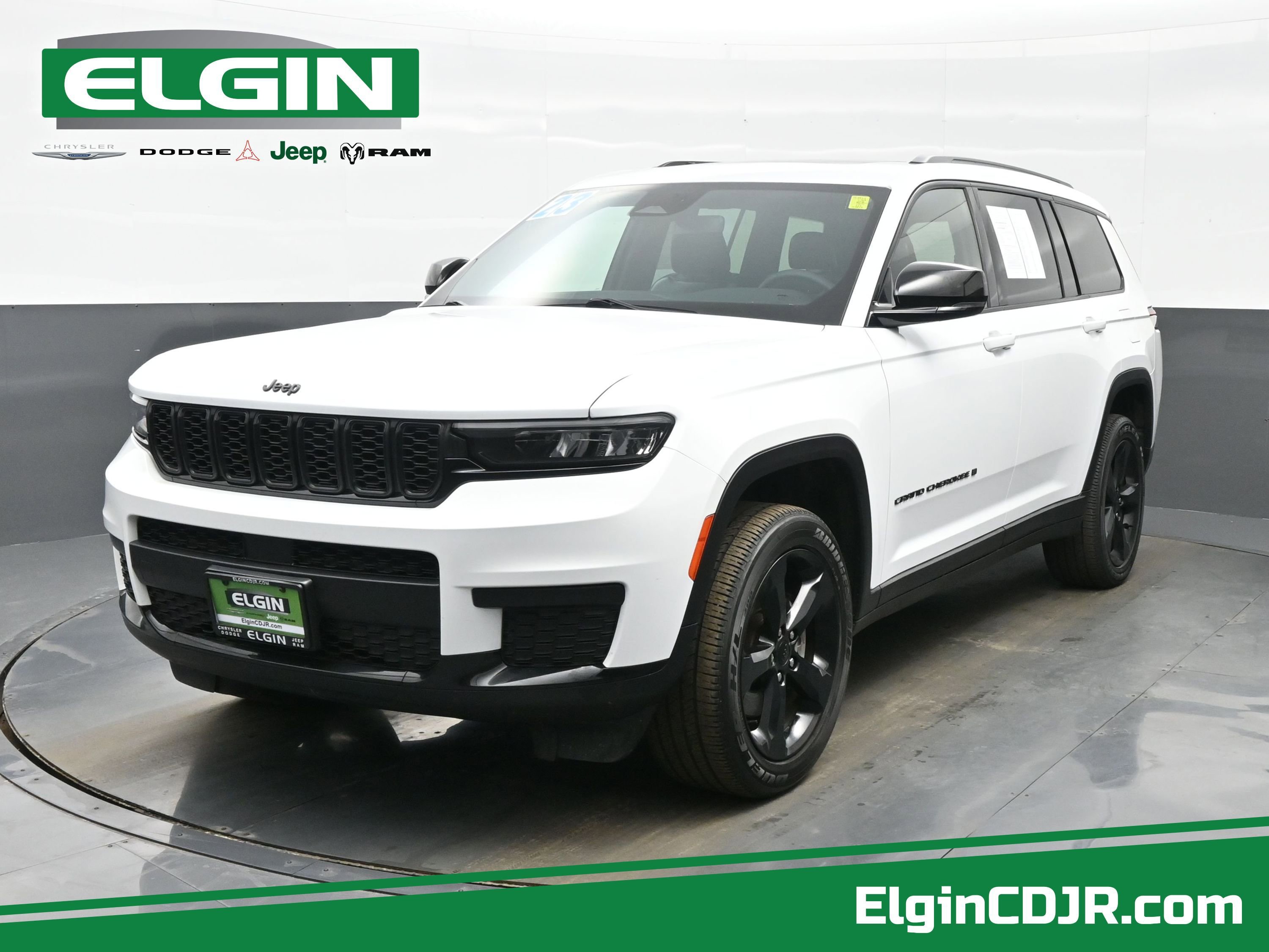 Used 2023 Jeep Grand Cherokee L Laredo image 1