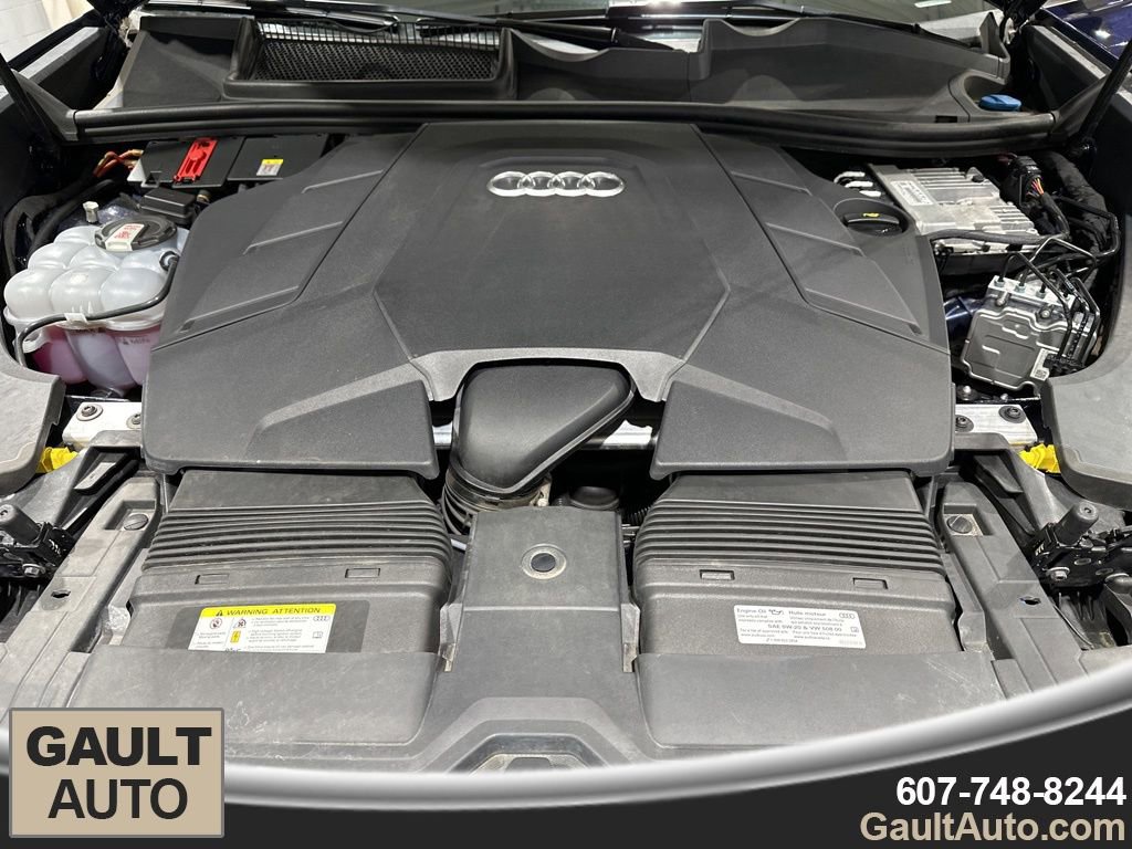 Used 2022 Audi Q8 Prestige w/ Prestige Package image 21