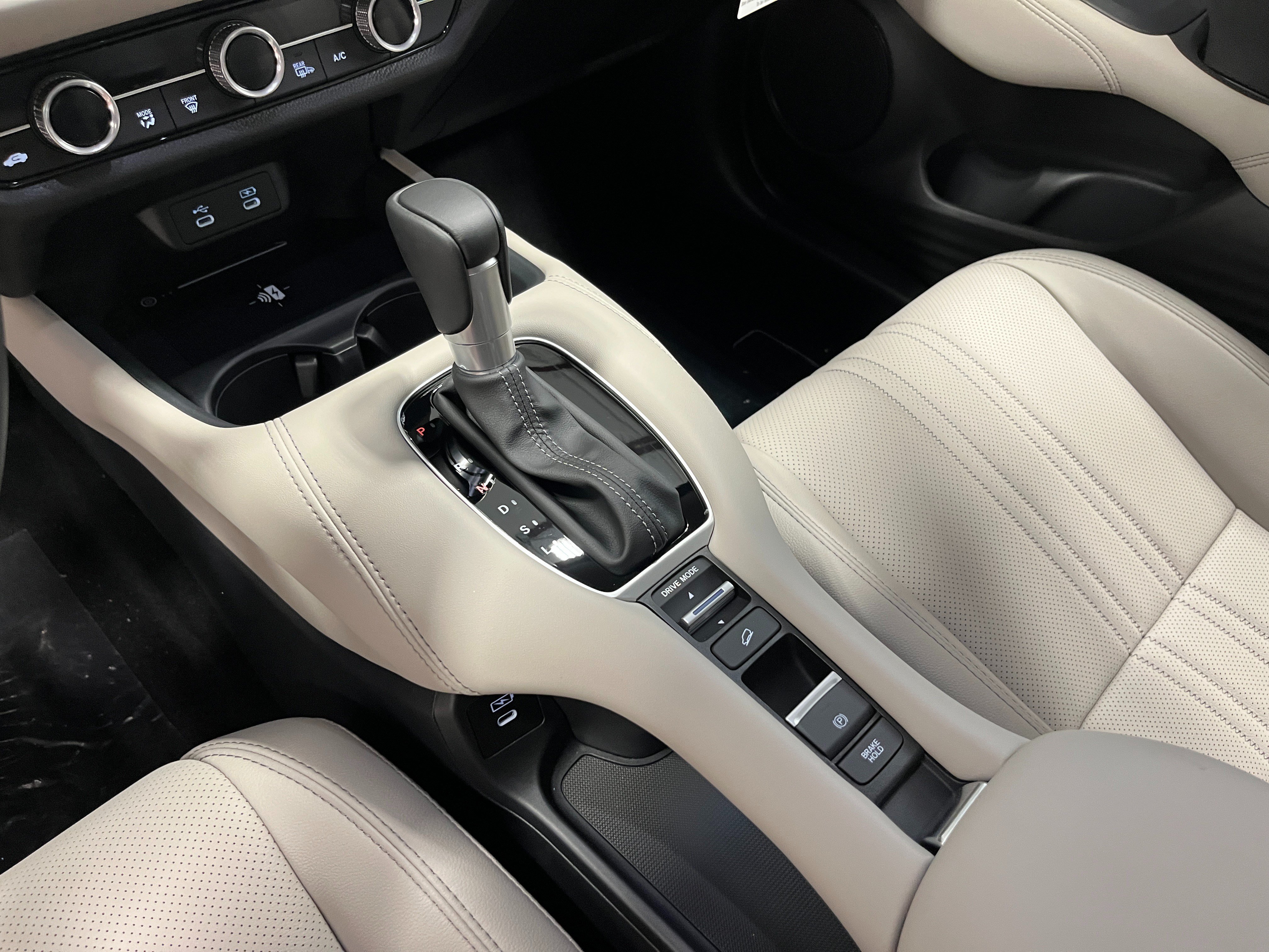 New 2027 Honda HR-V EX-L image 14