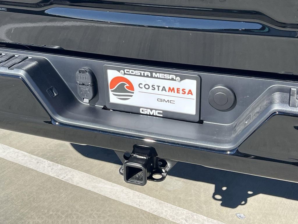 New 2026 GMC Sierra 1500 Elevation w/ LPO, Elevation Black Package image 28