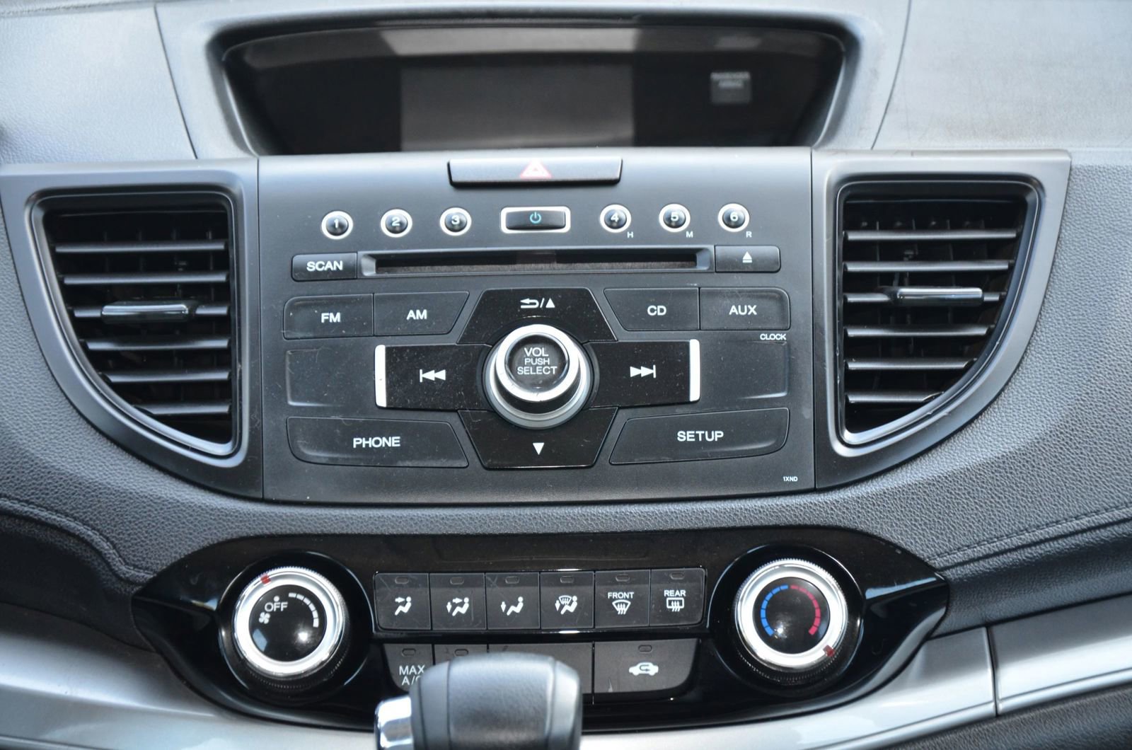 Used 2015 Honda CR-V LX image 18