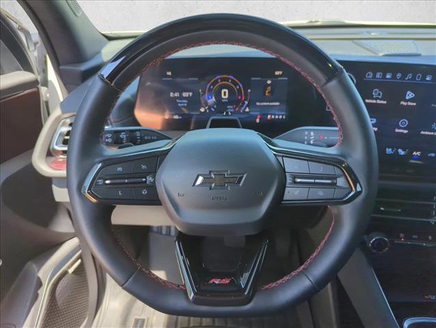 Used 2024 Chevrolet Traverse RS FWD image 10