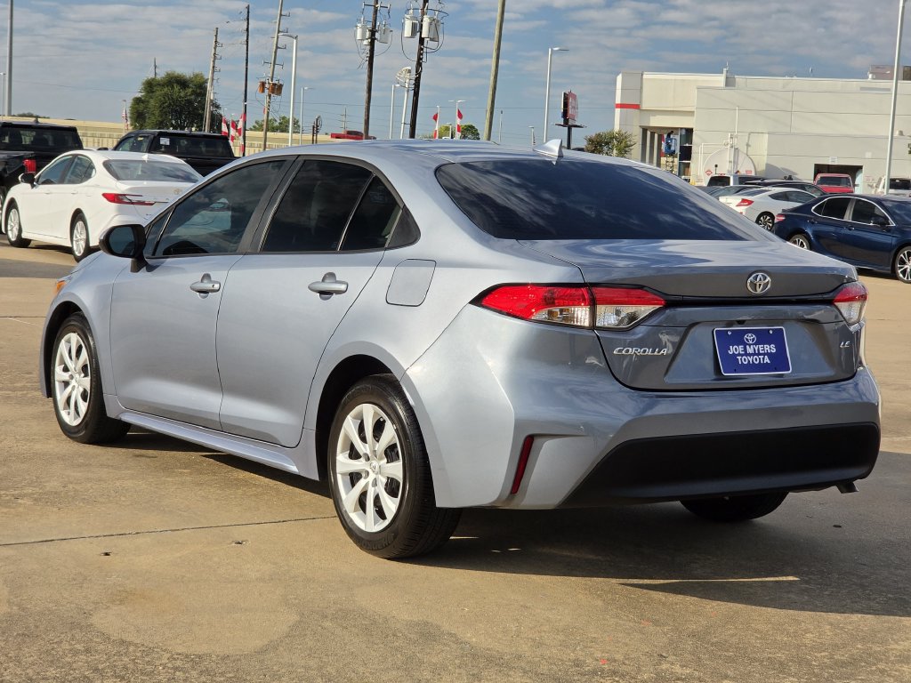 Used 2024 Toyota Corolla LE FWD image 7