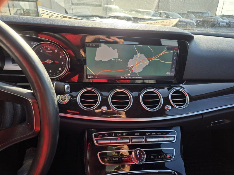 Used 2017 Mercedes-Benz E 300 4MATIC image 15