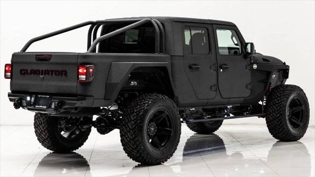 Used 2025 Jeep Gladiator Sport image 8