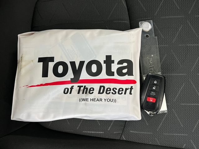 Used 2022 Toyota RAV4 XLE w/ Convenience Package AWD/4WD image 54