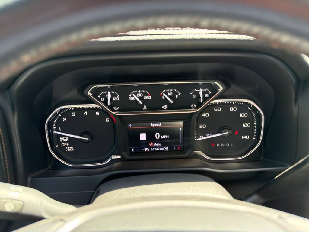 Used 2020 GMC Sierra 1500 AT4 w/ AT4 Preferred Package AWD/4WD image 4
