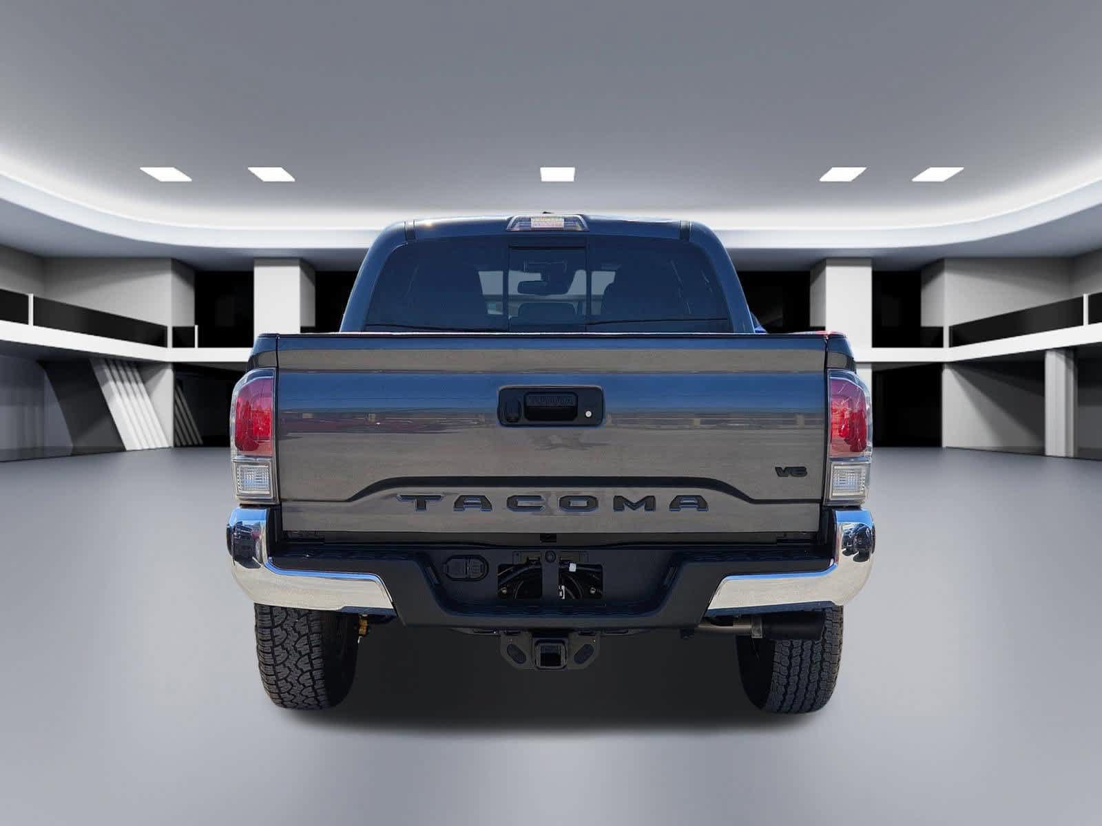 Used 2021 Toyota Tacoma TRD Off-Road AWD/4WD image 5