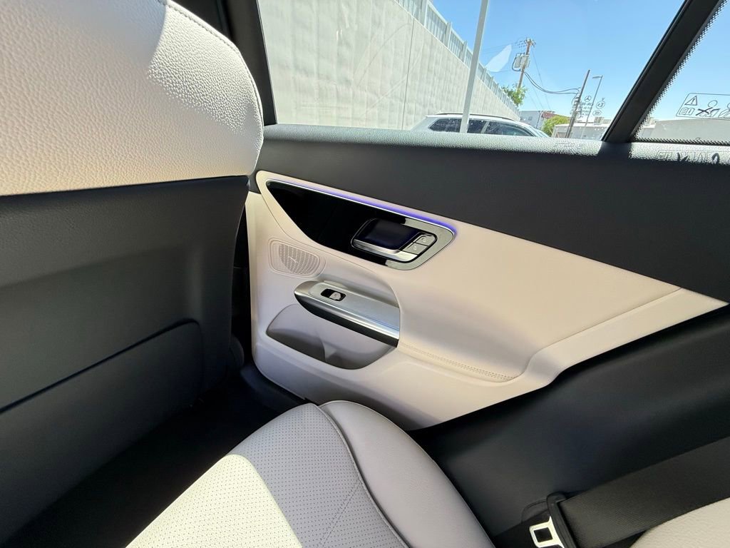 Used 2026 Mercedes-Benz GLC 300 image 15