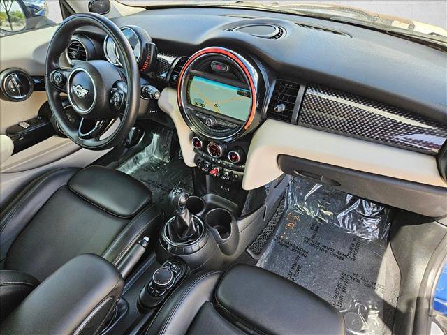Used 2015 MINI Cooper S image 26
