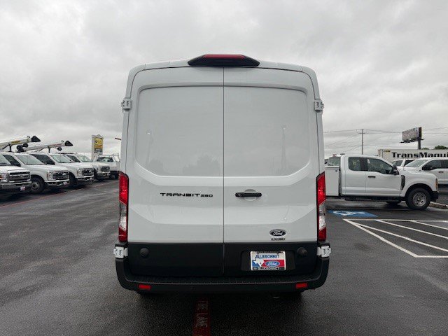 New 2026 Ford Transit 250 148 Medium Roof RWD image 7