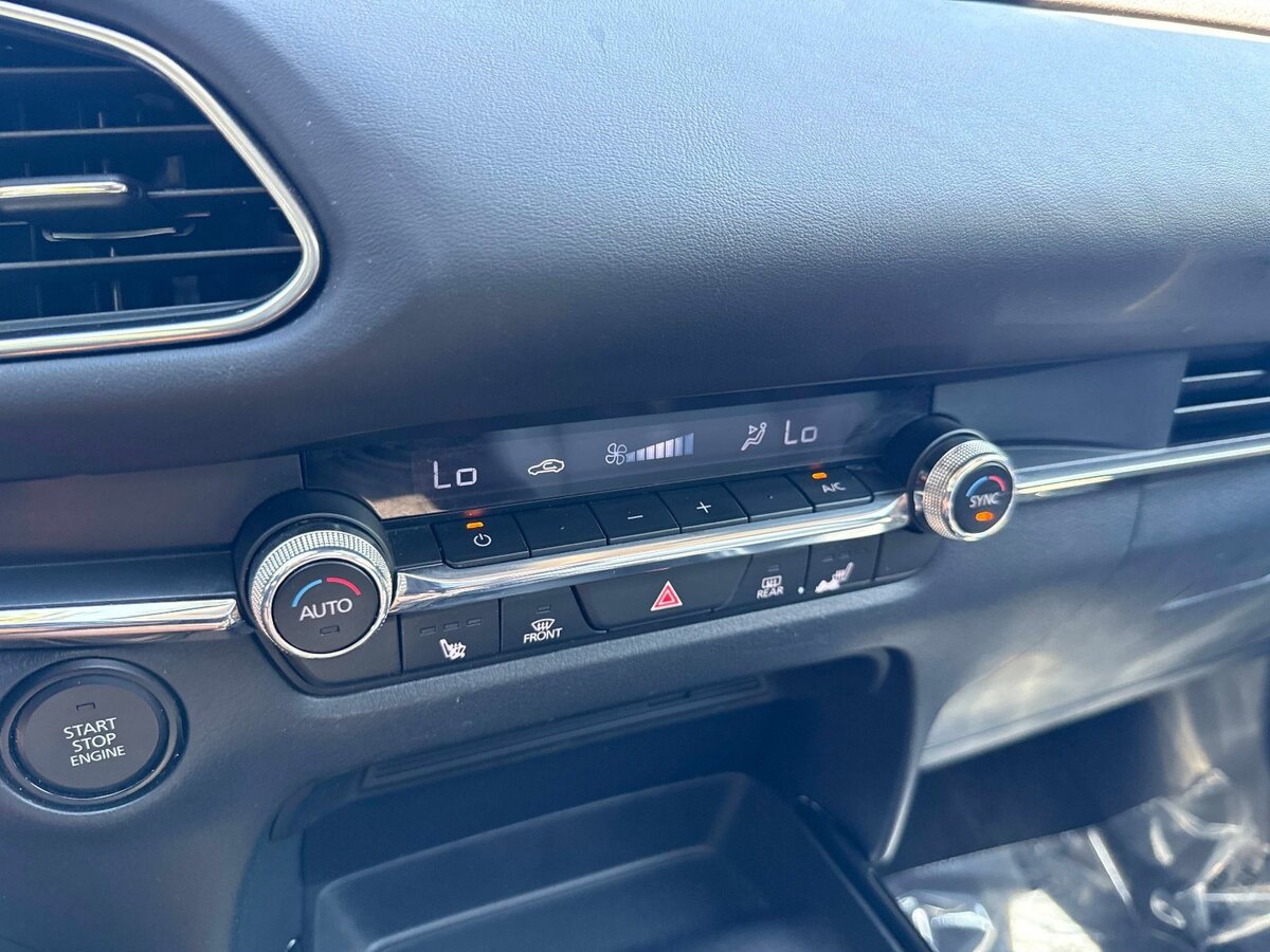 Used 2020 MAZDA CX-30 AWD w/ Premium Package image 24