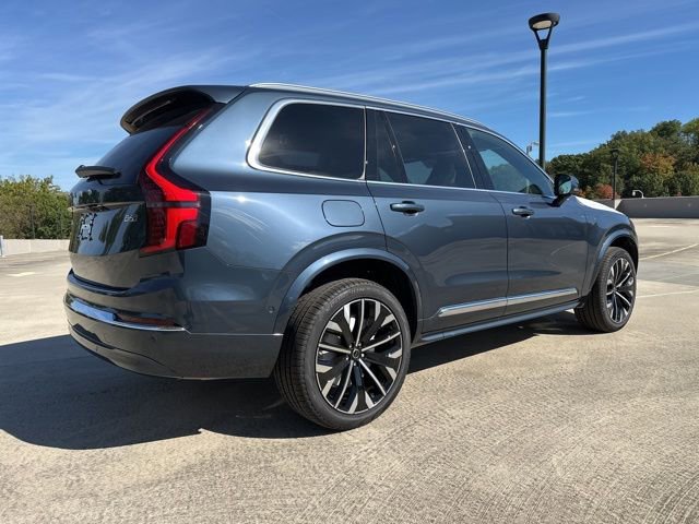 New 2026 Volvo XC90 B6 Plus w/ Protection Package Premier image 7