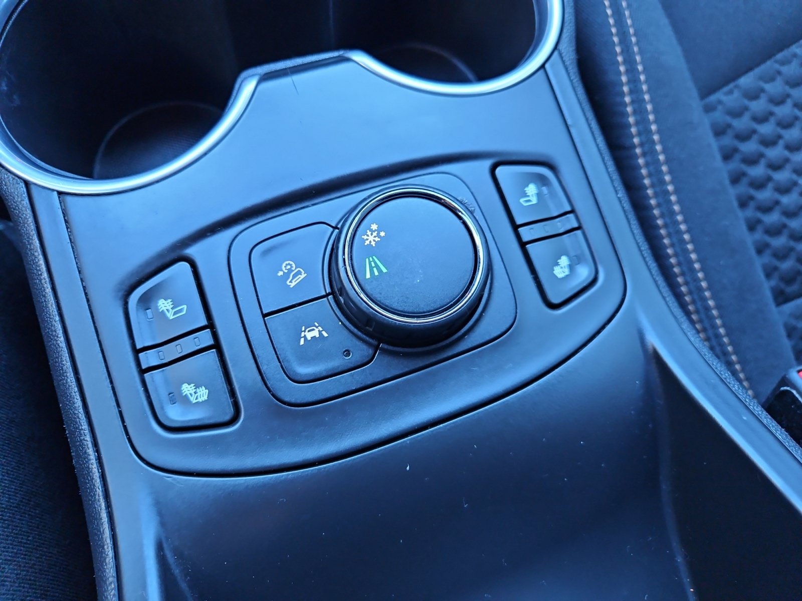 Used 2021 GMC Terrain SLE w/ Driver Convenience Package FWD image 24