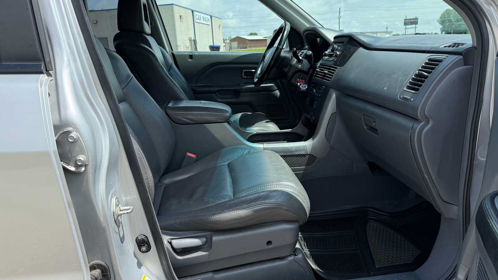 Used 2004 Honda Pilot EX image 13