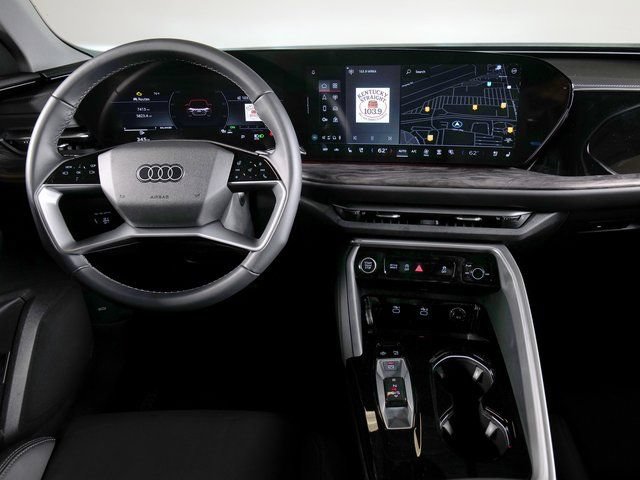 Used 2025 Audi Q5 Premium Plus w/ Premium Plus AWD/4WD image 13