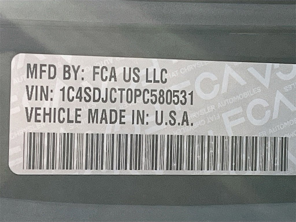 Used 2023 Dodge Durango R/T w/ Hemi Orange Plus Package image 36