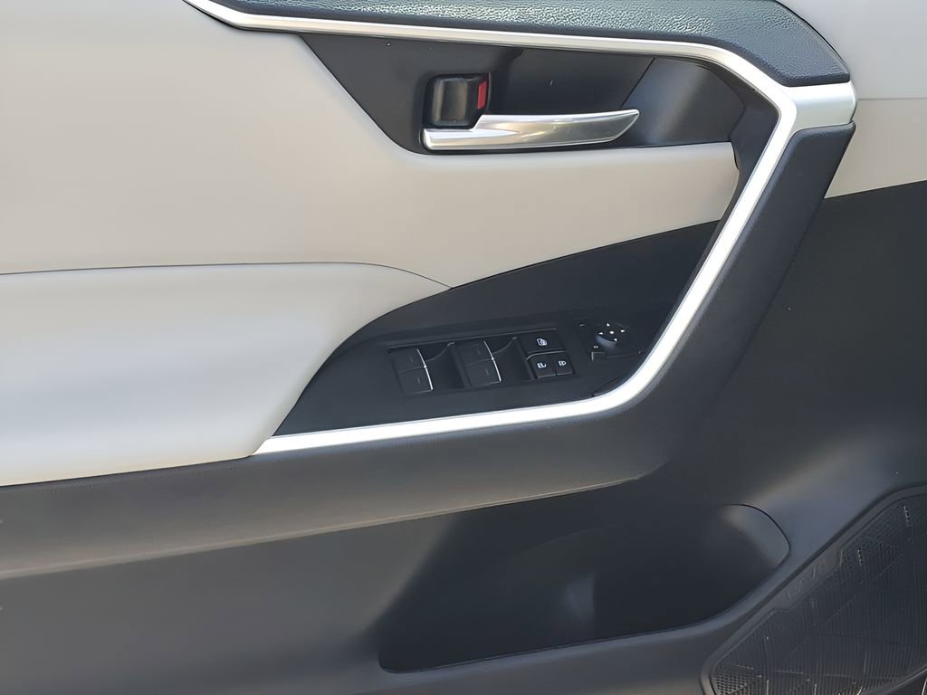 Certified 2024 Toyota RAV4 XLE image 40