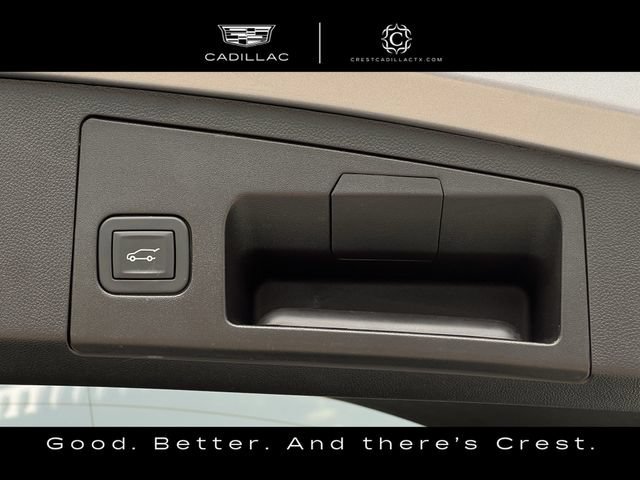 Used 2025 Cadillac XT4 Sport w/ LPO, Floor Liner Package FWD image 33