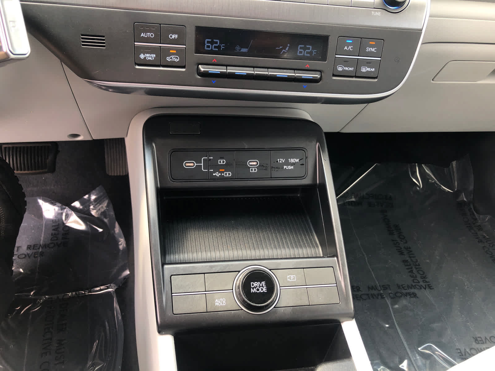 Certified 2024 Hyundai Kona SE FWD image 24