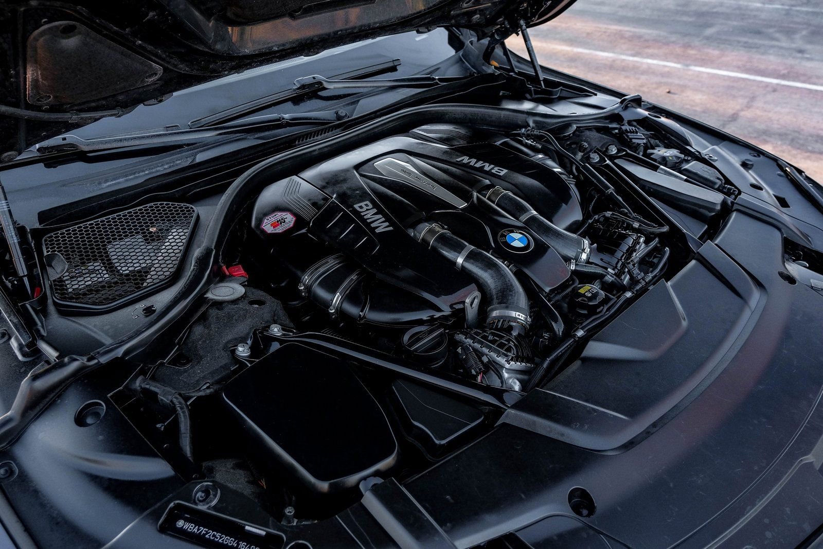 Used 2016 BMW 750i xDrive image 52