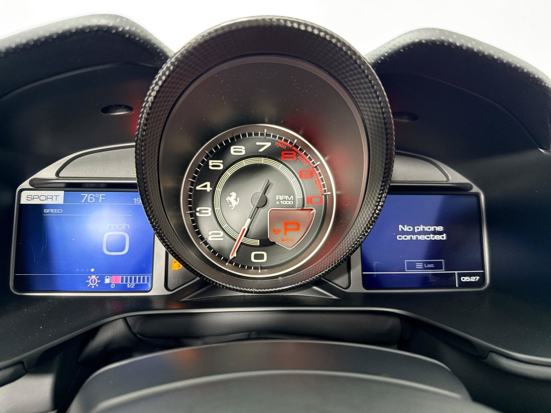 Used 2019 Ferrari Portofino RWD image 13