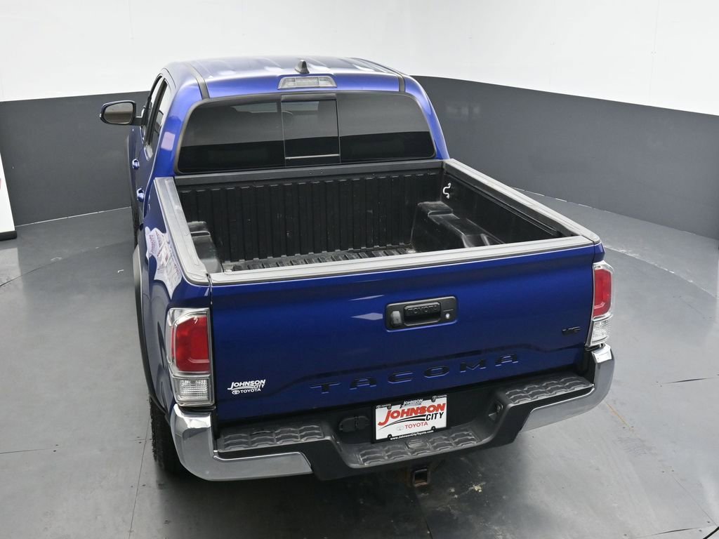 Used 2023 Toyota Tacoma TRD Off-Road image 29