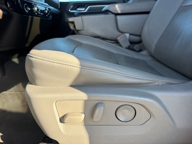 Used 2024 GMC Sierra 1500 SLT image 13