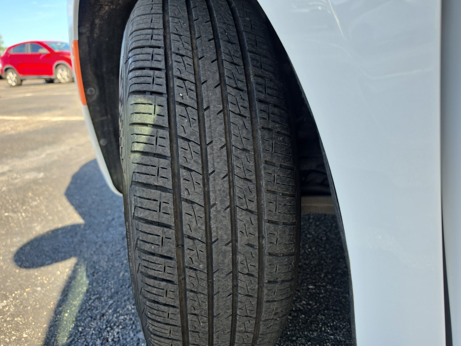 Used 2024 Chrysler Pacifica Touring-L FWD image 29