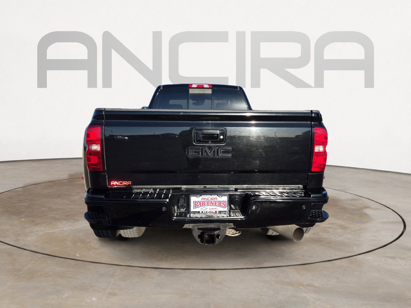 Used 2018 GMC Sierra 3500 Denali image 8
