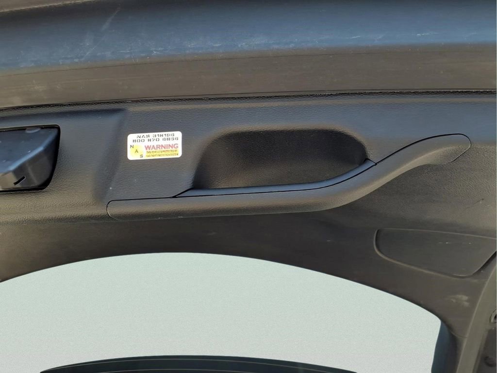 Used 2020 Jeep Cherokee Latitude Plus w/ Cold Weather Group image 15