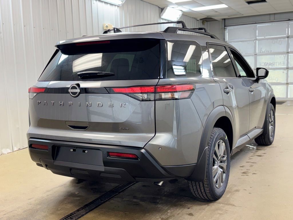 New 2026 Nissan Pathfinder SV image 5