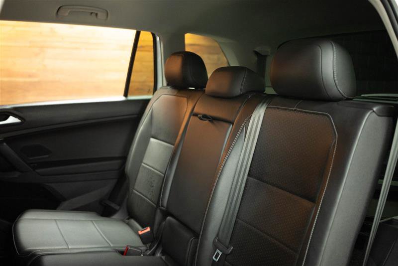 Used 2019 Volkswagen Tiguan SE FWD image 12