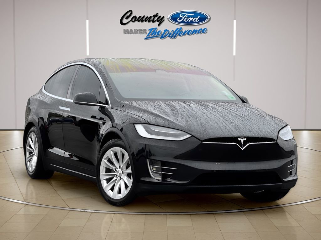 Used 2017 Tesla Model X 75D image 1