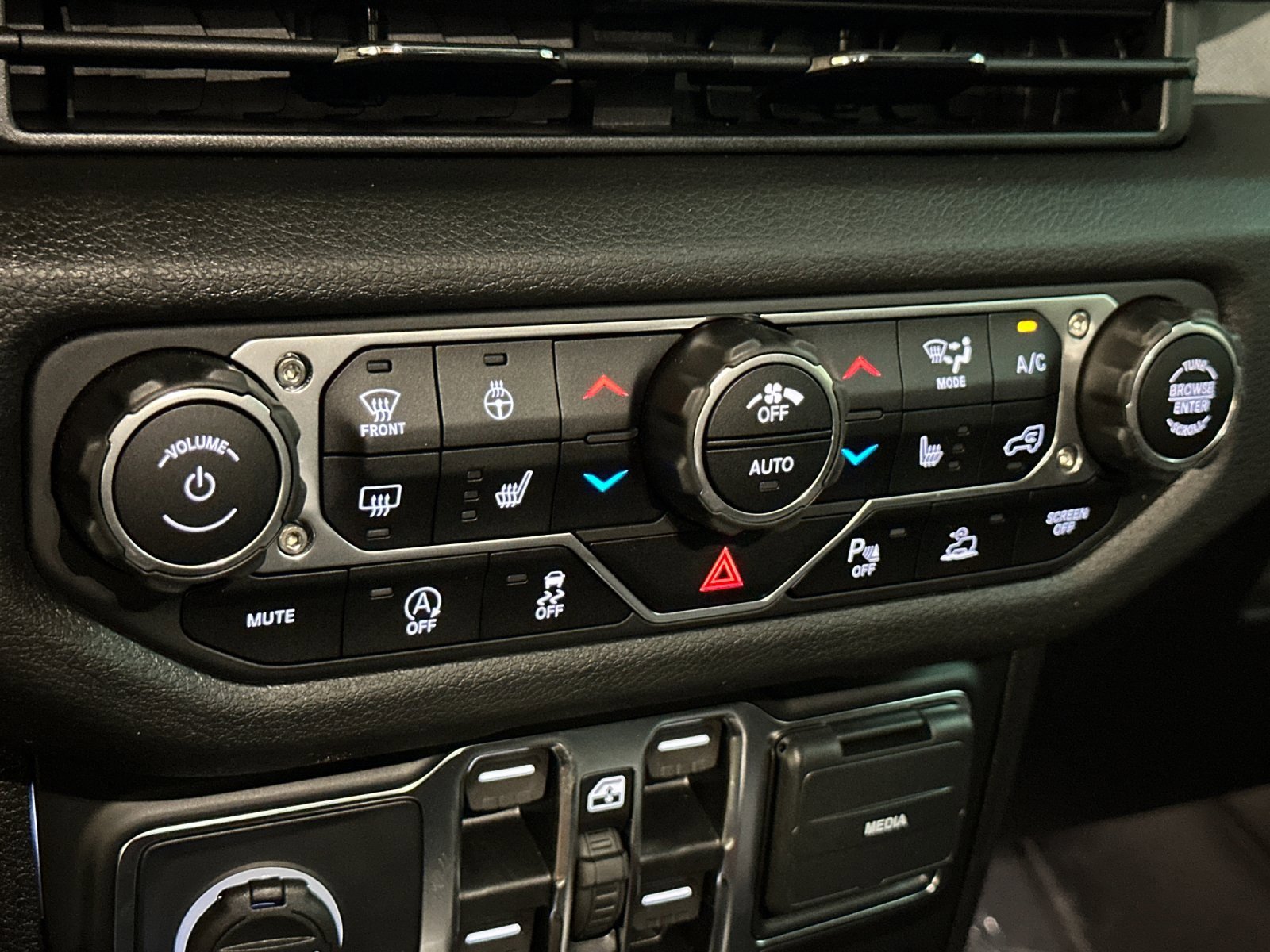 New 2025 Jeep Wrangler Willys image 19