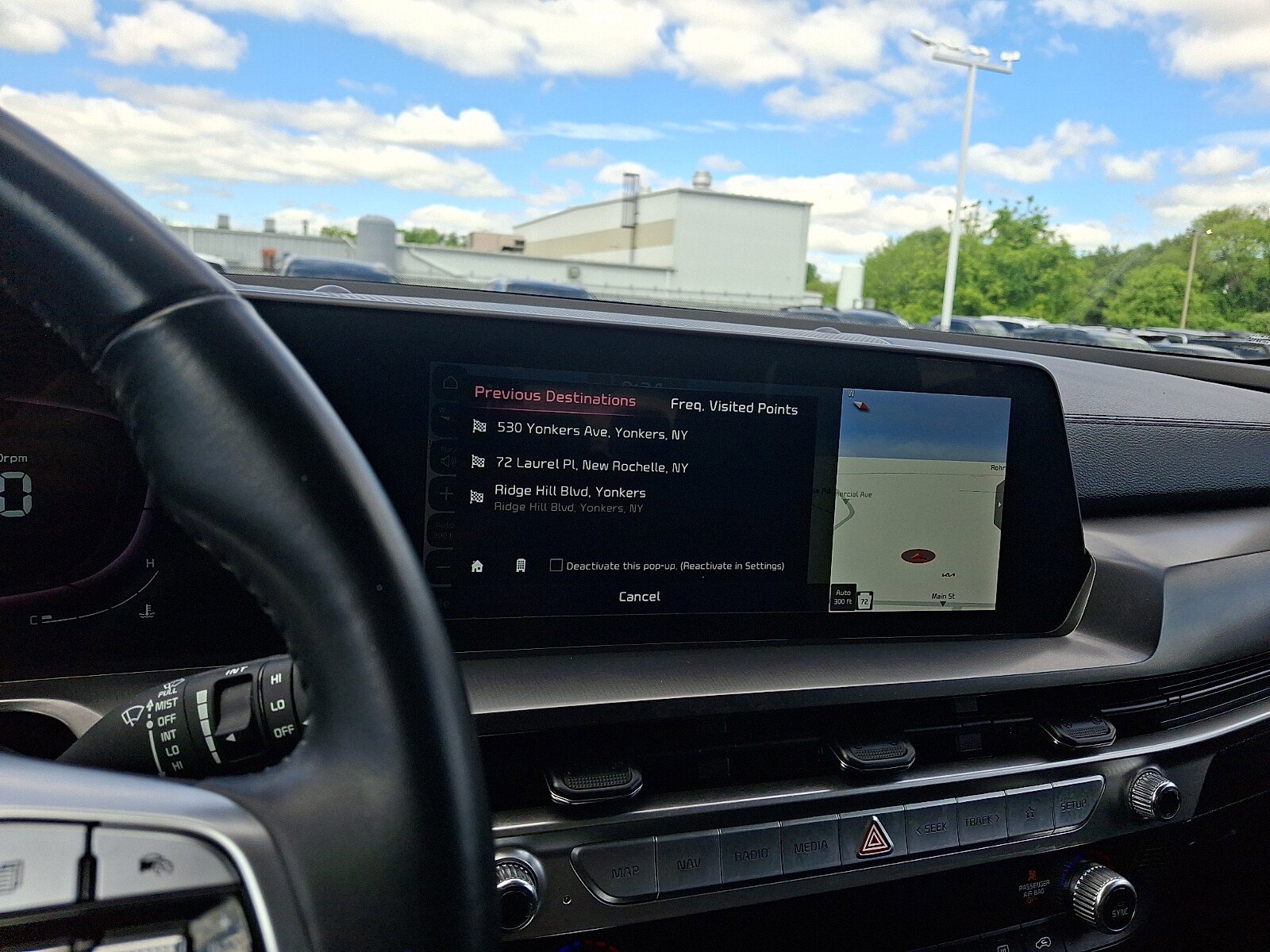 Used 2023 Kia Telluride LX AWD/4WD image 16